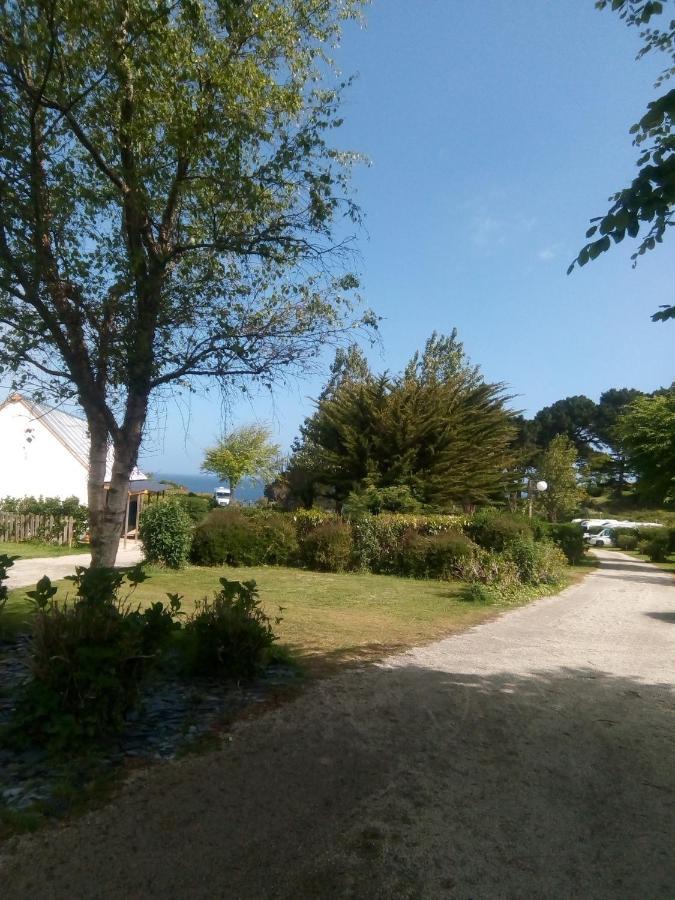 Les Hortensias Grande Tente Familiale Deux Chambres Et Sejour Vue Mer Sur Camping Nature Plestin-les-Grèves Eksteriør bilde