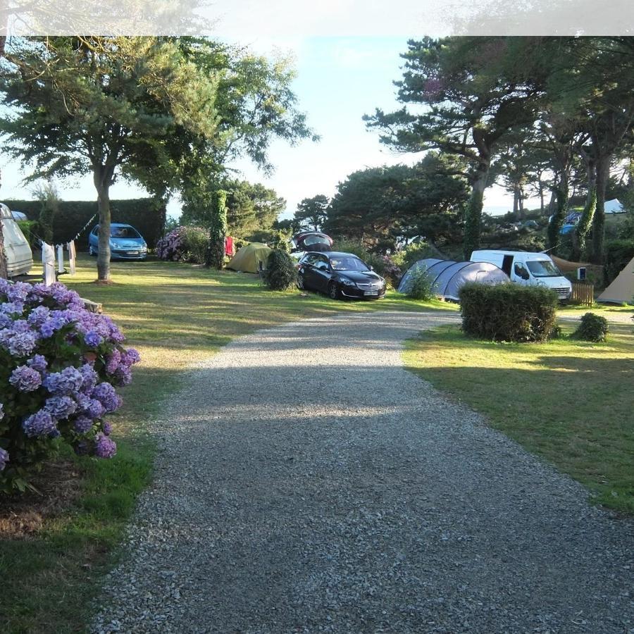 Les Hortensias Grande Tente Familiale Deux Chambres Et Sejour Vue Mer Sur Camping Nature Plestin-les-Grèves Eksteriør bilde