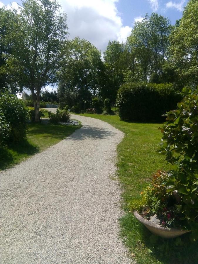 Les Hortensias Grande Tente Familiale Deux Chambres Et Sejour Vue Mer Sur Camping Nature Plestin-les-Grèves Eksteriør bilde