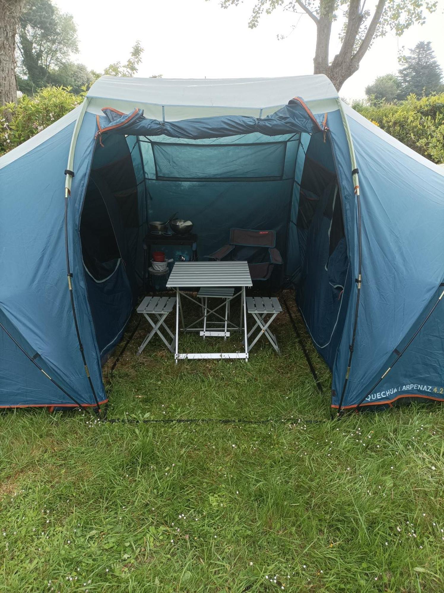 Les Hortensias Grande Tente Familiale Deux Chambres Et Sejour Vue Mer Sur Camping Nature Plestin-les-Grèves Rom bilde